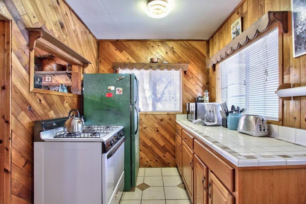 Los Osos Cozy Cabin With Private Spa And Bbq Villa Big Bear Lake Esterno foto