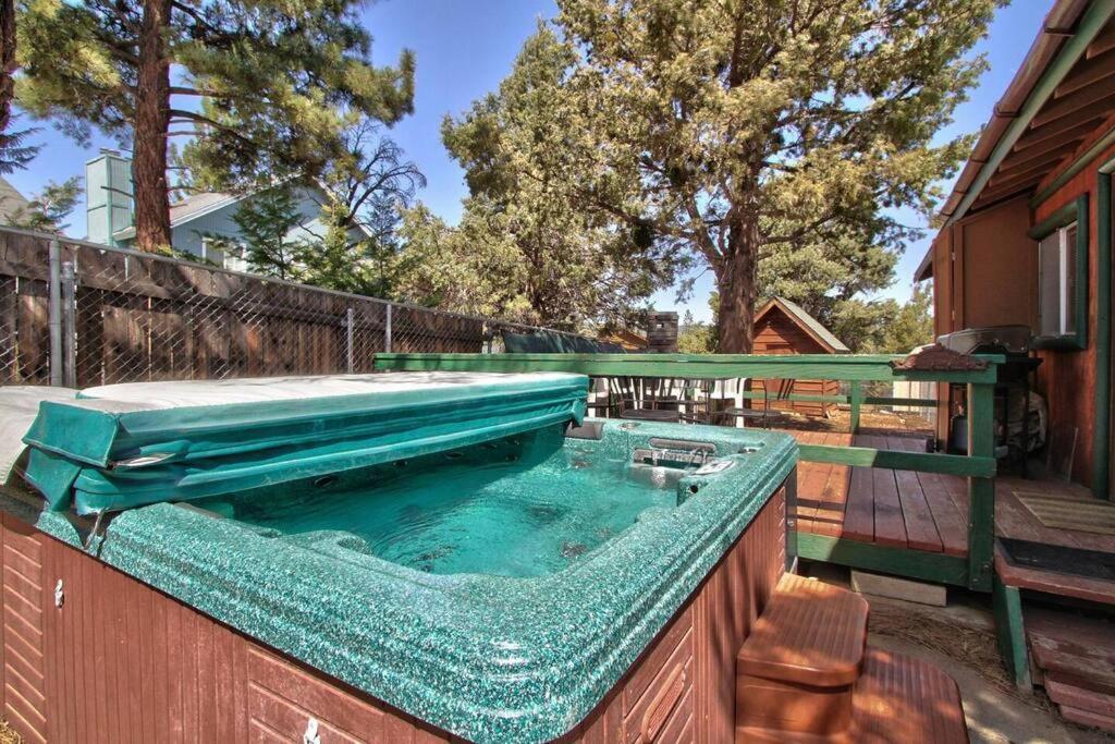 Los Osos Cozy Cabin With Private Spa And Bbq Villa Big Bear Lake Esterno foto